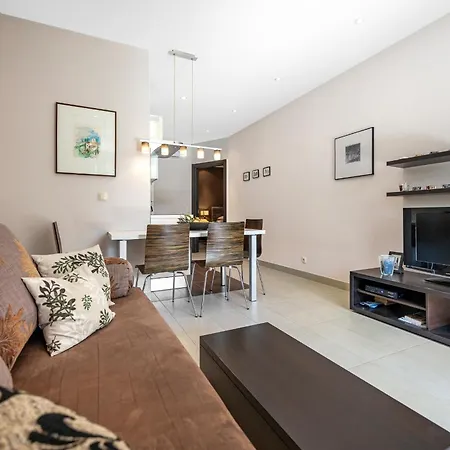 Apartmán Blanka - Garden Oasis With Jacuzzi Banjol