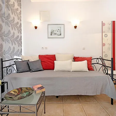 Apartmán Blanka - Garden Oasis With Jacuzzi